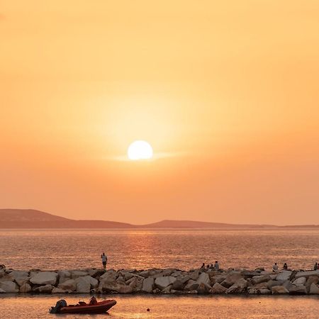 ホテル Naxos Rhyton Naxos City エクステリア 写真